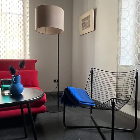 Momai 1891- Moderne Apartamento