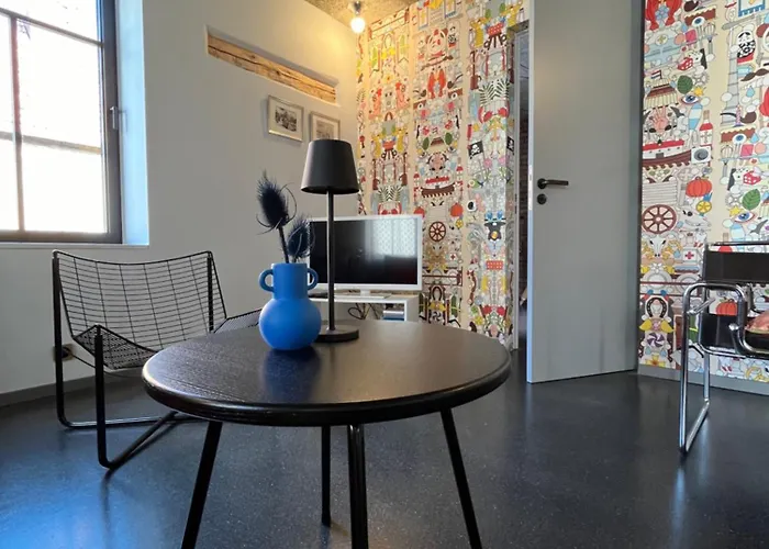 Momai 1891 Design-Ferienwohnung In Ehemaligen Winzeranwesen