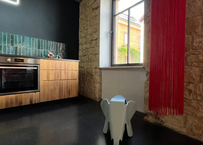 Momai 1891- Moderne * 迈卡默